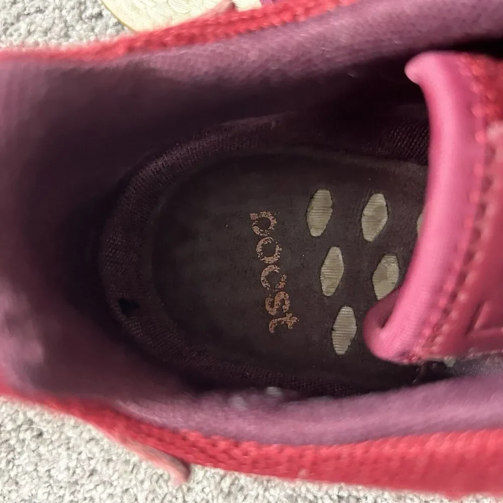 Adidas NMD_R2 Boost CQ2404 Men's Size 9 Burgundy Athletic Running Shoes Used